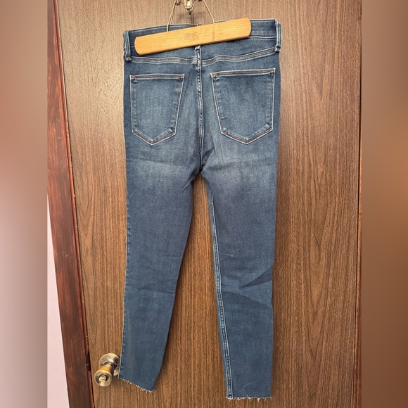 ABERCROMBIE MEDIUM DARK WASH THE JEAN LEGGING SIZE 28 6XS EXTRA SHORT 24.25” - Picture 2 of 5